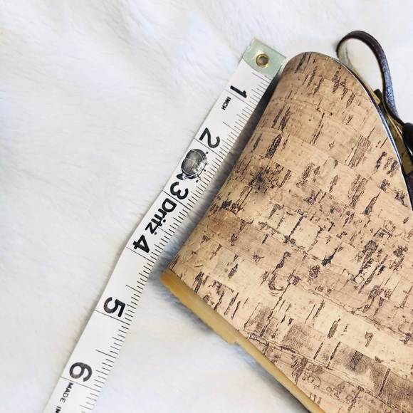 Wedge Sandals by Chinese Laundry Size 8.5 - Picture 5 of 8